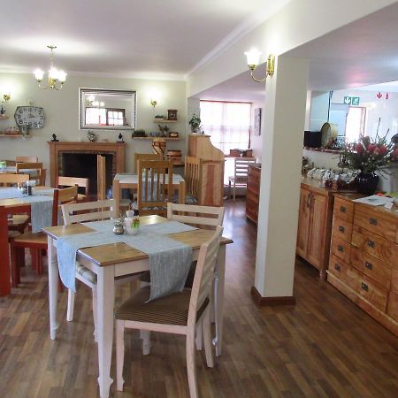 Outeniqua Travel Lodge George Luaran gambar