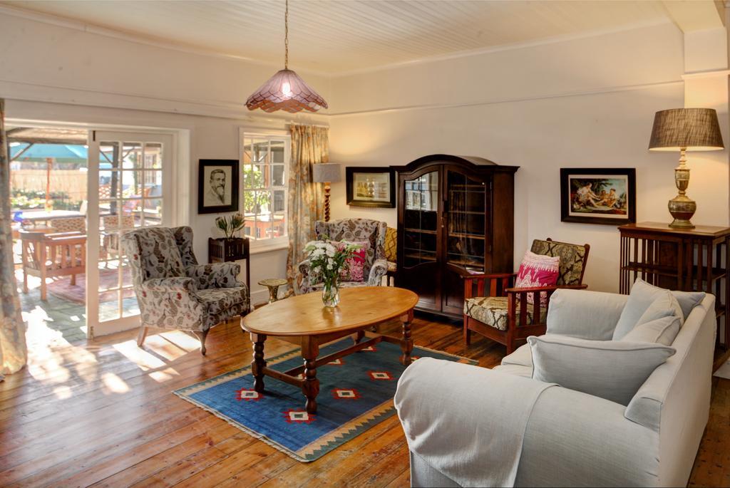 Outeniqua Travel Lodge George Luaran gambar