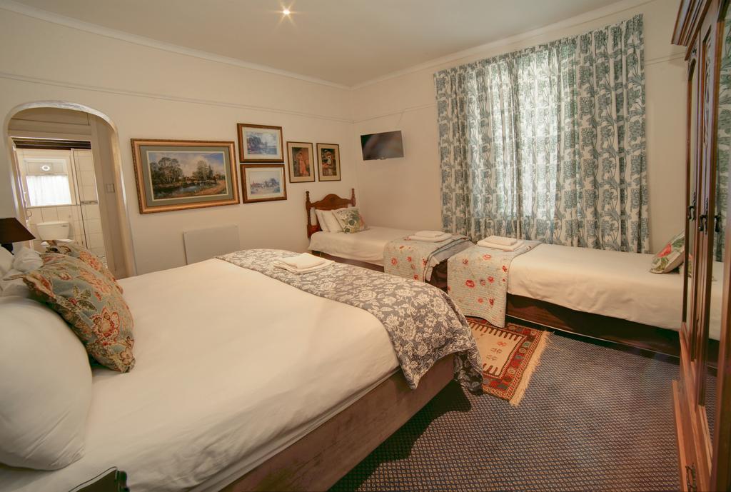 Outeniqua Travel Lodge George Bilik gambar