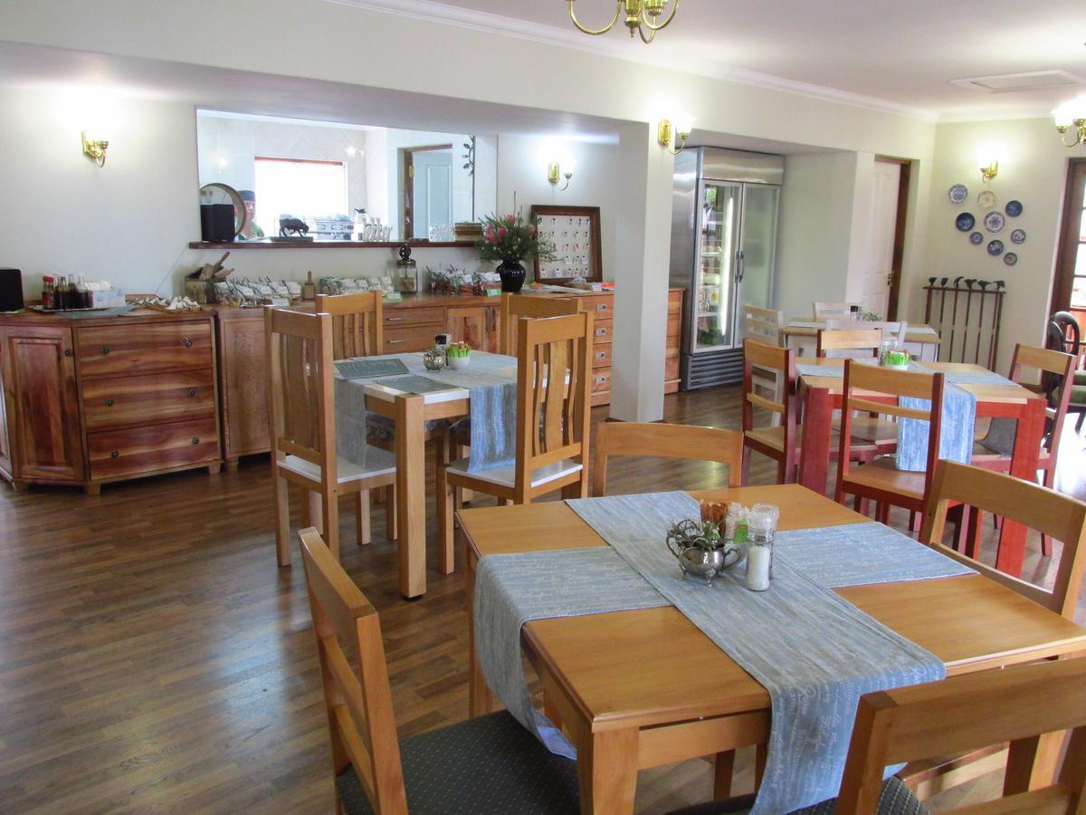 Outeniqua Travel Lodge George Luaran gambar